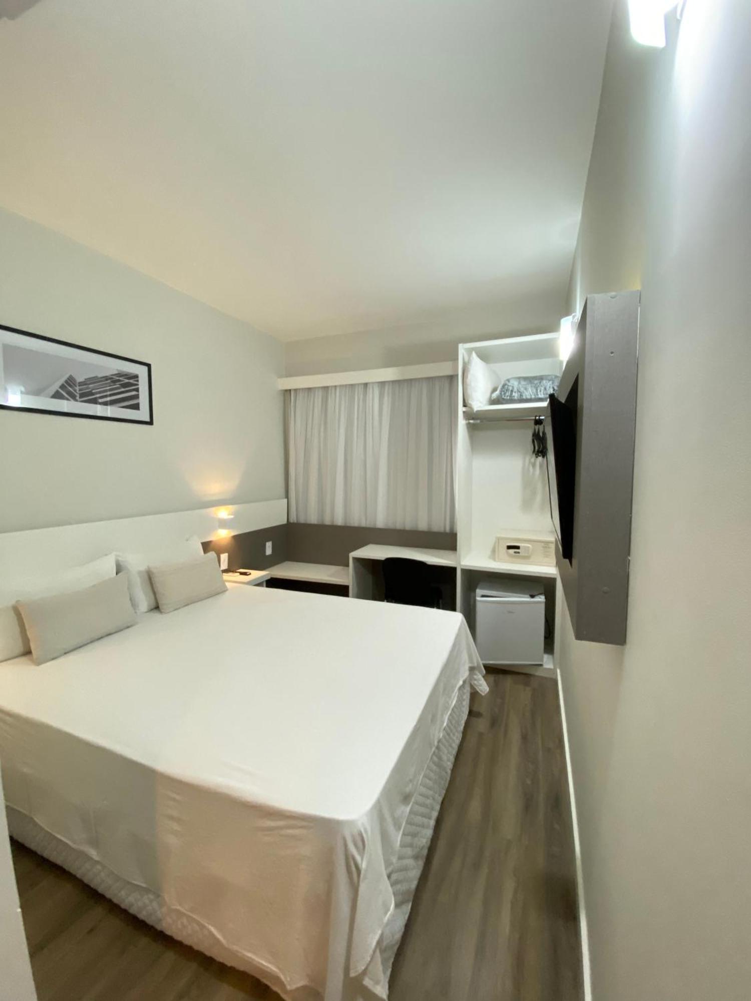 It'S Hotel Caratinga Extérieur photo