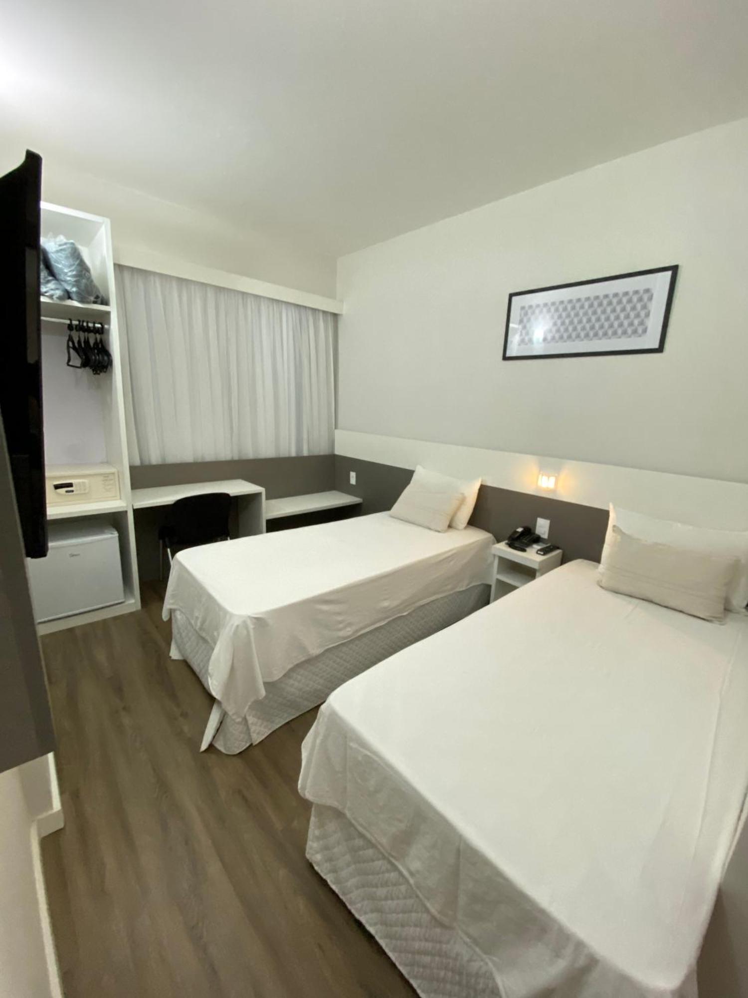 It'S Hotel Caratinga Extérieur photo